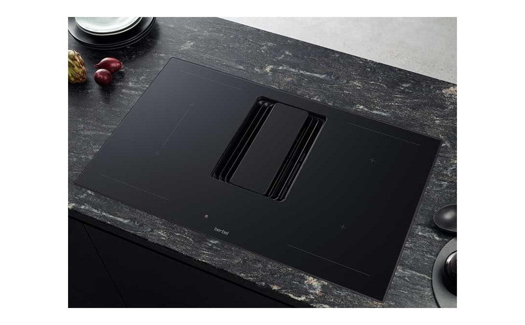 Plan de cuisson avec hotte intégrée (avec filtre à charbon actif)