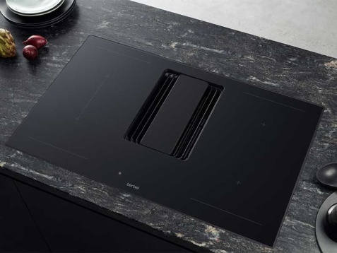 Plan de cuisson avec hotte intégrée (avec filtre à charbon actif)